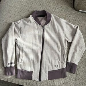 Womens XS Under Armour Sweatshirt